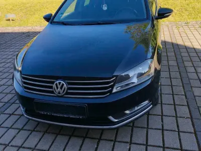 Gebraucht VW Passat 122 PS (89 kW) 2011 Schwarz Kombi