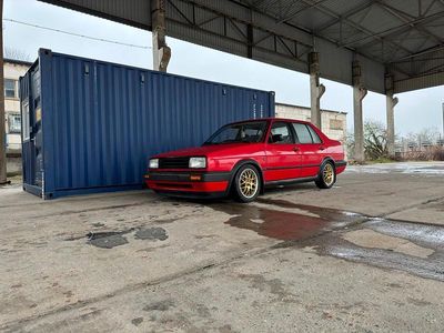 Rot Gebraucht 1990 VW Jetta Limousine | 4.200 €