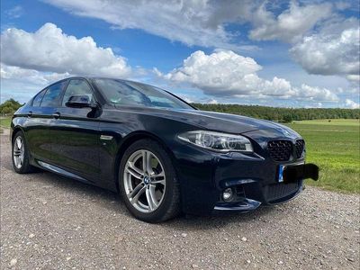 Second-hand BMW 530 Performance 258 CP (189 kW) 2017 Albastru Berlinǎ