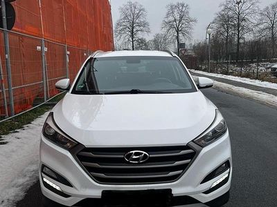 Gebraucht Hyundai Tucson Turbo 176 PS (129 kW) 2016 Weiß SUV