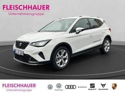Weiss Gebraucht 2024 Seat Arona FR SUV | 23.690 € (Fairer Preis)