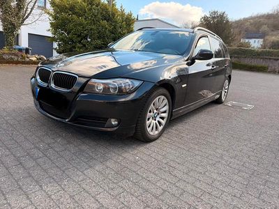 Gebraucht BMW 318 143 PS (105 kW) 2008 Schwarz Kombi