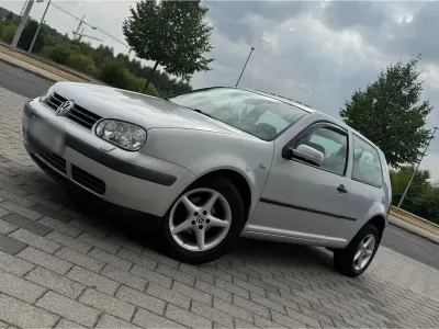 Gebraucht VW Golf IV 75 PS (55 kW) 1999 Silber Kleinwagen