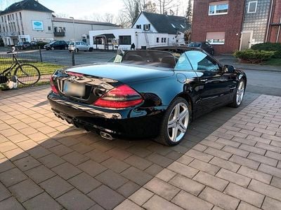 Gebraucht Mercedes SL300 Night 241 PS (177 kW) 2011 Schwarz Cabrio