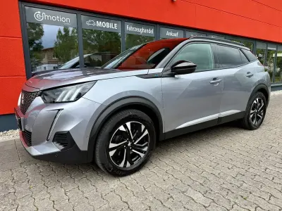Gebraucht Peugeot e-2008 GT 100 kW (136 PS) 2023 Silber SUV