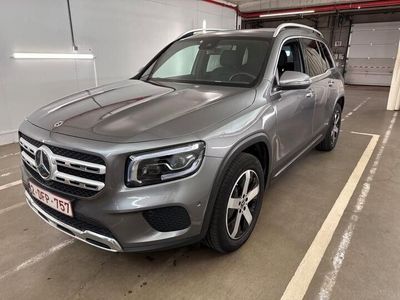 Mercedes GLB180