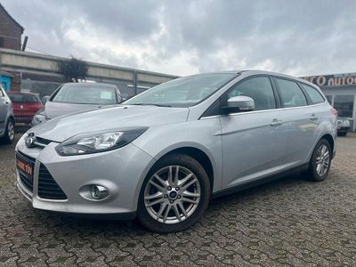 Second-hand Ford Focus Titanium 95 CP (69 kW) 2012 Argintiu Berlinǎ