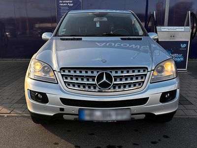 Gebraucht Mercedes ML320 224 PS (164 kW) 2006 Grau SUV