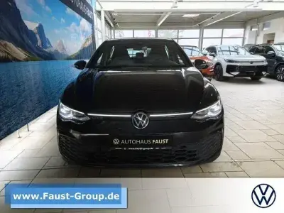 Gebraucht VW Golf VIII GTE 245 PS (180 kW) 2022 Schwarz perleffekt Limousine