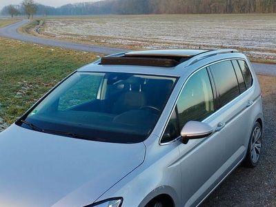 Gebraucht VW Touran Highline 190 PS (139 kW) 2016 Silber Van / Kleinbus