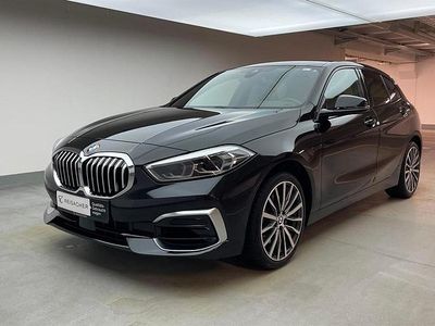 Gebraucht BMW 120 Luxury Line 178 PS (130 kW) 2022 Saphirschwarz metallic Kleinwagen