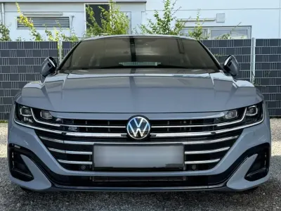 Gebraucht VW Arteon R-line 200 PS (147 kW) 2024 Grau Kombi