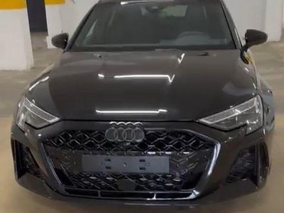 Gebraucht Audi RS3 Sport 400 PS (294 kW) 2025 Schwarz Limousine