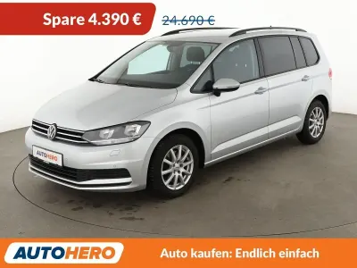 Gebraucht VW Touran Comfortline 150 PS (110 kW) 2020 Grau Van / Kleinbus