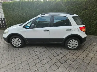 Gebraucht Fiat Sedici 120 PS (88 kW) 2010 Weiß SUV