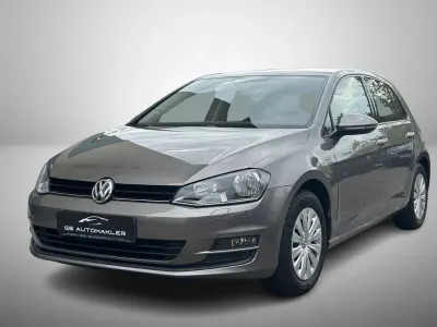 Używany VW Golf VII Trendline 110 KM (80 kW) 2016 Szary Sedan/Limuzyna