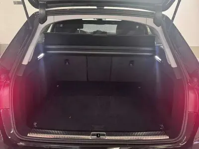 Gebraucht Audi A4 Advanced 163 PS (119 kW) 2022 Schwarz Kombi