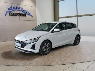 Neu Hyundai i20 90 PS (66 kW) 2026 Weiß Kleinwagen