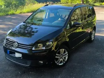 Gebraucht VW Touran Match 105 PS (77 kW) 2012 Schwarz Van / Kleinbus