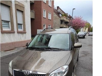 Usata Skoda Roomster Fresh 105 CV (77 kW) 2013 Marrone Monovolume