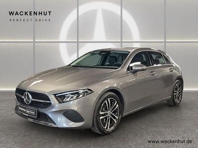 Gebraucht Mercedes A180 Advanced 150 PS (110 kW) 2024 Grau Limousine