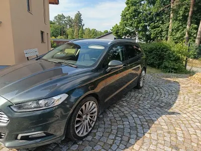 Gebraucht Ford Mondeo Business Edition 150 PS (110 kW) 2016 Grün Kombi