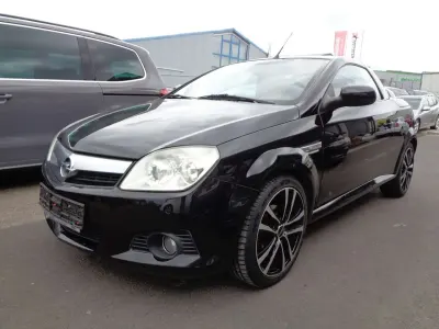 Gebraucht Opel Tigra Design Edition 125 PS (91 kW) 2007 Saphirschwarz mi2 Cabrio