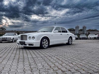 Weiß Gebraucht 2003 Bentley Arnage Limousine | 44.490 €