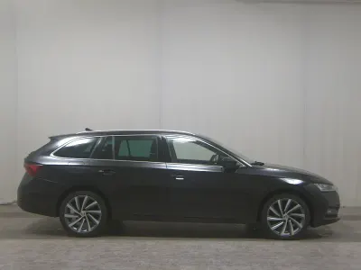 Gebraucht Skoda Octavia Style 150 PS (110 kW) 2023 Schwarz Kombi