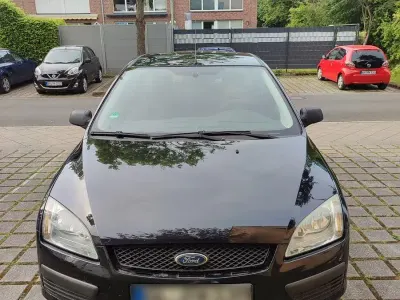 Gebraucht Ford Focus 125 PS (91 kW) 2006 Schwarz Kombi