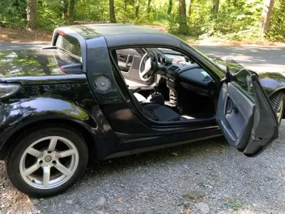 Gebraucht Smart Roadster 61 PS (44 kW) 2004 Schwarz Cabrio
