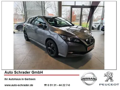 Gebraucht Nissan Leaf Tekna 110 kW (150 PS) 2018 Grau Kleinwagen