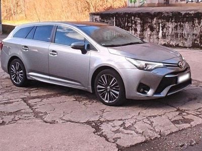 Gebraucht Toyota Avensis 143 PS (105 kW) 2018 Kombi