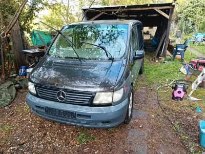 Brugt Mercedes V220 122 HK (89 kW) 2002 Sort MPV