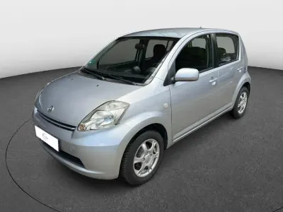Gebraucht Daihatsu Sirion 91 PS (66 kW) 2007 Silber Kleinwagen