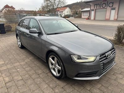 Grau Gebraucht 2012 Audi A4 Comfort Kombi | 8.600 € (Guter Preis)