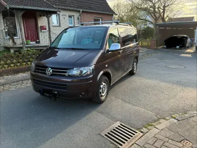 Gebraucht VW T5 102 PS (75 kW) 2014 Braun Van