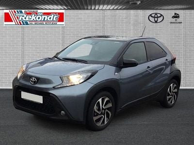 Grau Gebraucht 2025 Toyota Aygo X Basis SUV | 15.900 € (Guter Preis)