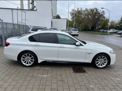 Gebraucht BMW 520 190 PS (139 kW) 2014 Weiß Limousine