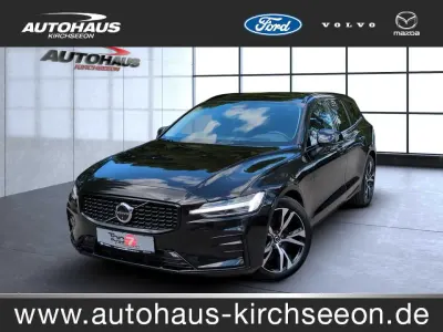 Gebraucht Volvo V60 145 PS (106 kW) 2025 Kombi