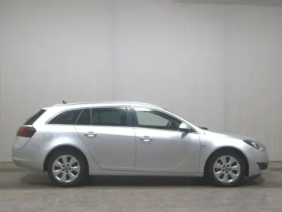 Usata Opel Insignia Innovation 163 CV (119 kW) 2014 Argento Station wagon
