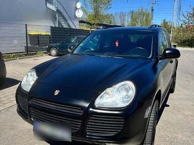 Second-hand Porsche Cayenne Turbo 450 CP (330 kW) 2004 Negru SUV