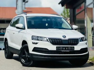 Gebraucht Skoda Karoq Active 116 PS (85 kW) 2019 Bila candy/candyweiss SUV