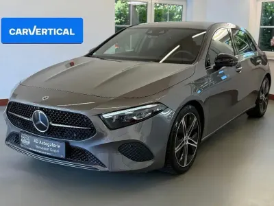 Gebraucht Mercedes A220 190 PS (139 kW) 2023 Grau Limousine