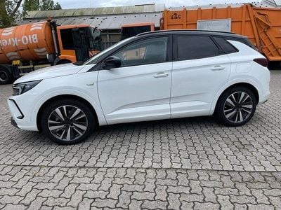 Weiß Gebraucht 2023 Opel Grandland X GSe SUV | 25.000 € (Guter Preis)