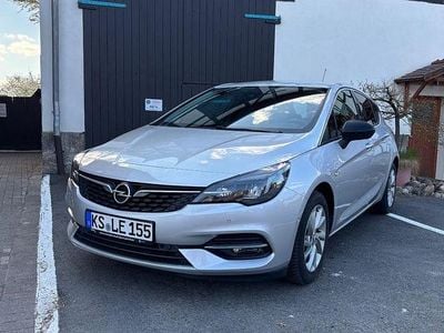 Second-hand Opel Astra Design & Tech 145 CP (106 kW) 2021 Argintiu Berlinǎ