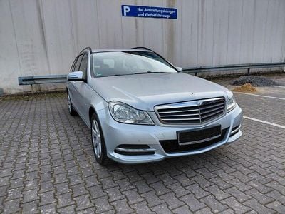 Gebraucht Mercedes C180 156 PS (114 kW) 2011 Silber Kombi