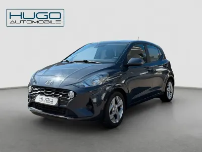 Gebraucht Hyundai i10 67 PS (49 kW) 2023 Grau Kleinwagen