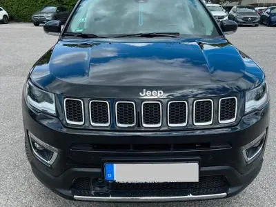 Käytetty Jeep Compass Limited 150 HP (110 kW) 2021 Katumaasturi