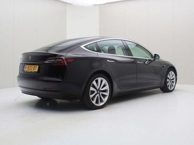 Schwarz Gebraucht 2020 Tesla Model 3 Standard Range Limousine | 18.400 € (Guter Preis)